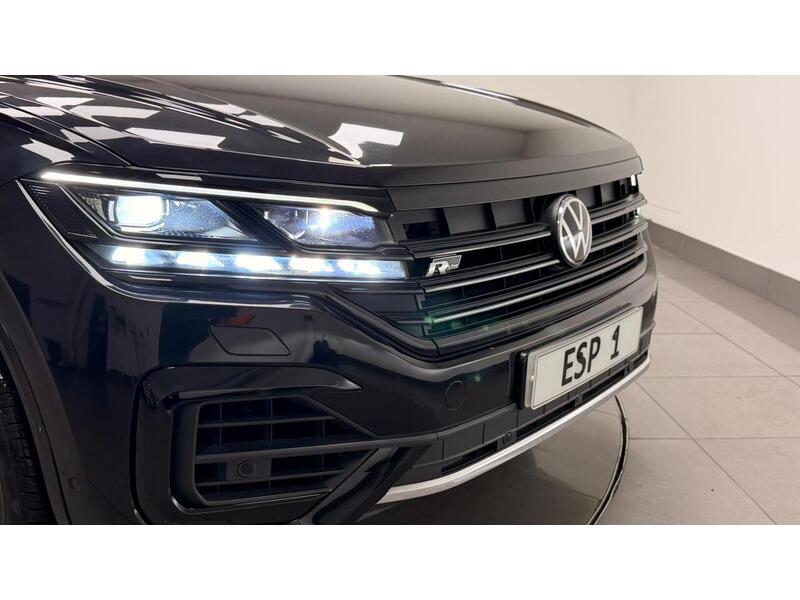 Volkswagen Touareg TDI V6 Black Edition - U400059282