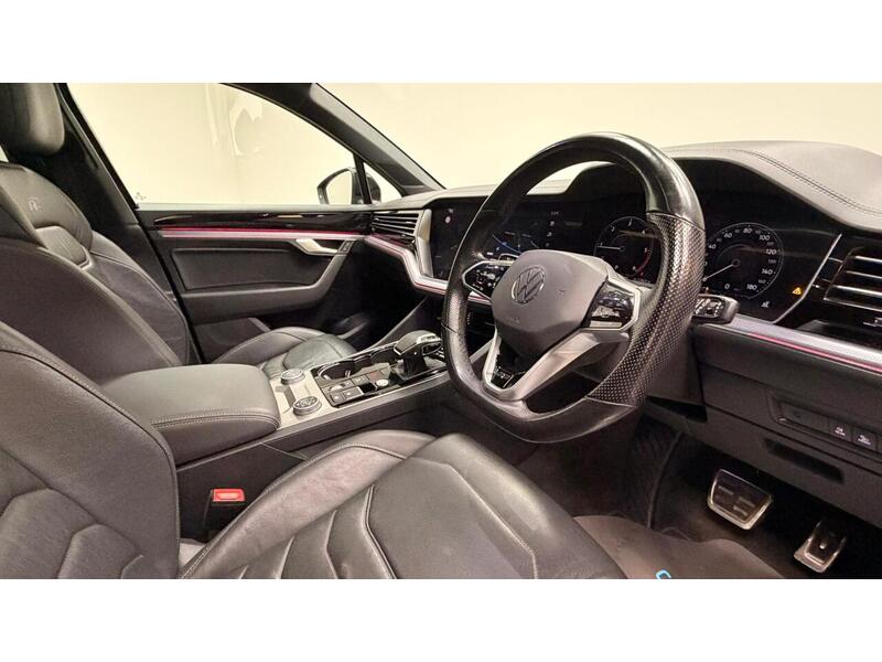Volkswagen Touareg TDI V6 Black Edition - U400059282
