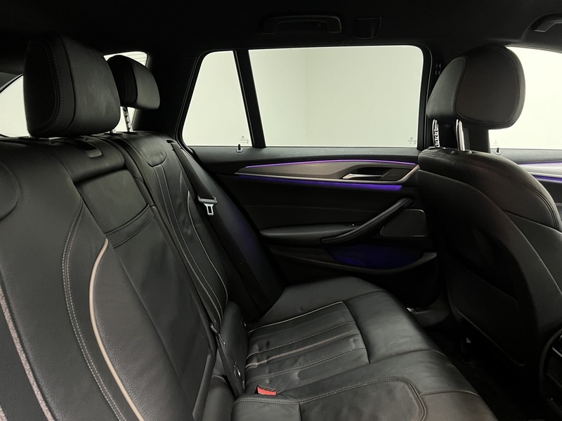 BMW 5 Series 520d M Sport - U400059283