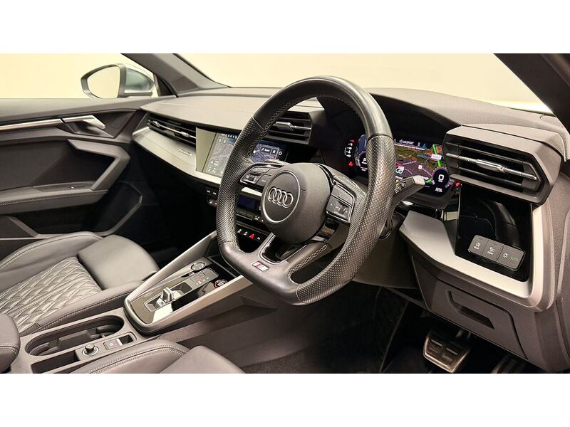 Audi S3 TFSI - U400059288
