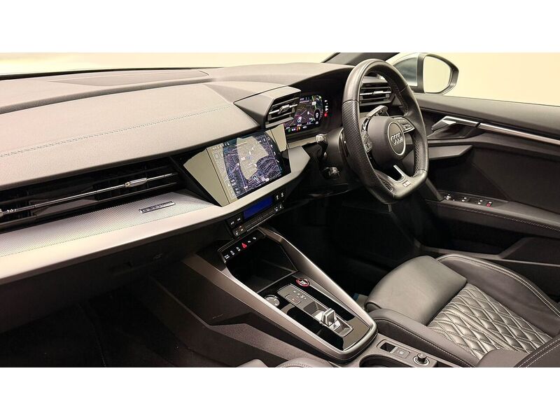 Audi S3 TFSI - U400059288