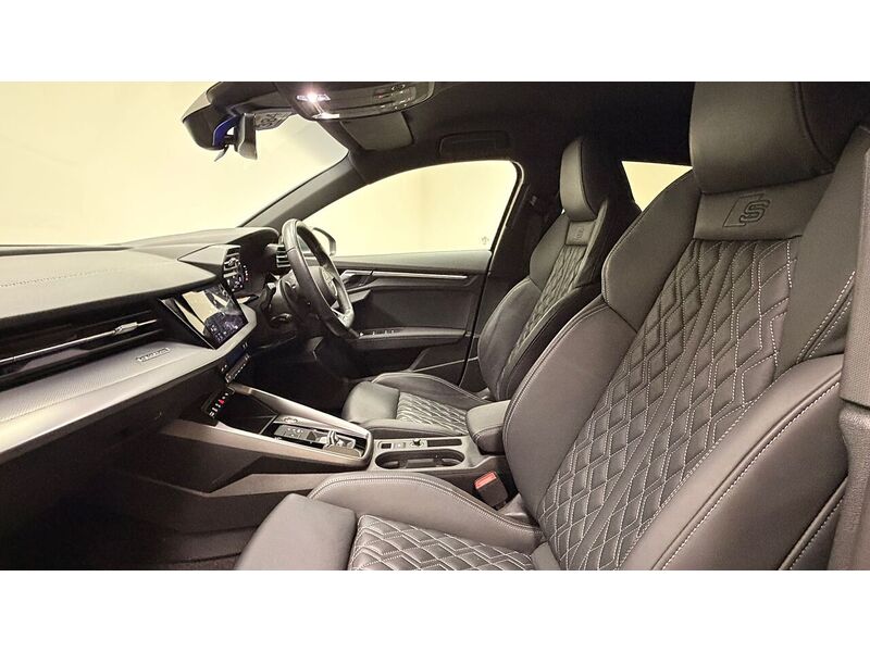 Audi S3 TFSI - U400059288