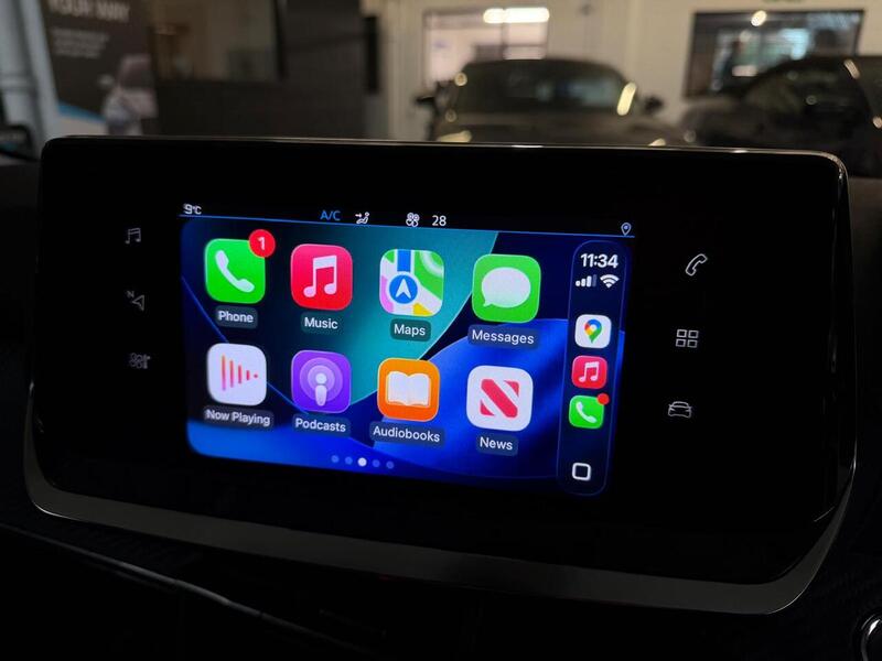 Peugeot 208 PureTech Allure - U400059301