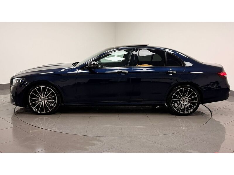Mercedes-Benz E Class E220d AMG Line Night Edition - U400059304