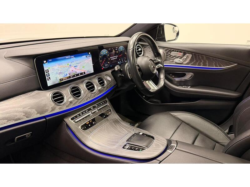 Mercedes-Benz E Class E220d AMG Line Night Edition - U400059304