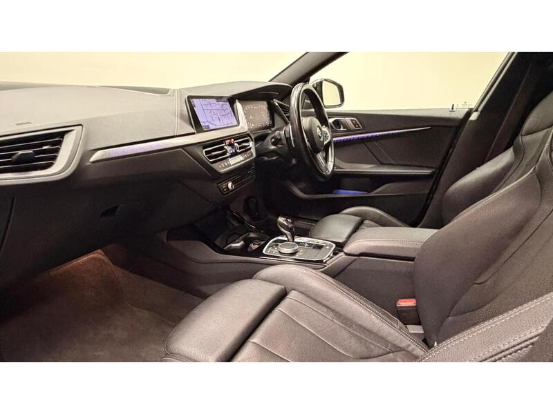 BMW 2 Series Gran Coupe M235i - U400059306