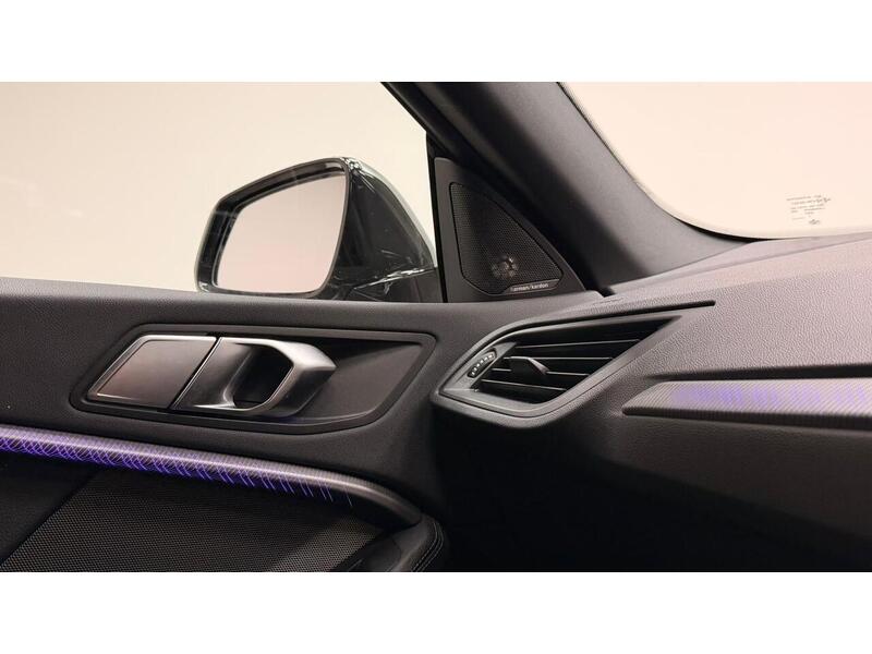 BMW 2 Series Gran Coupe M235i - U400059306