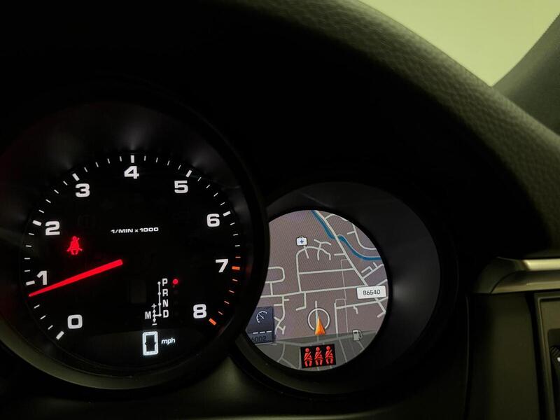 Porsche Macan T - U400059314