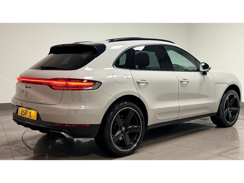 Porsche Macan T - U400059314