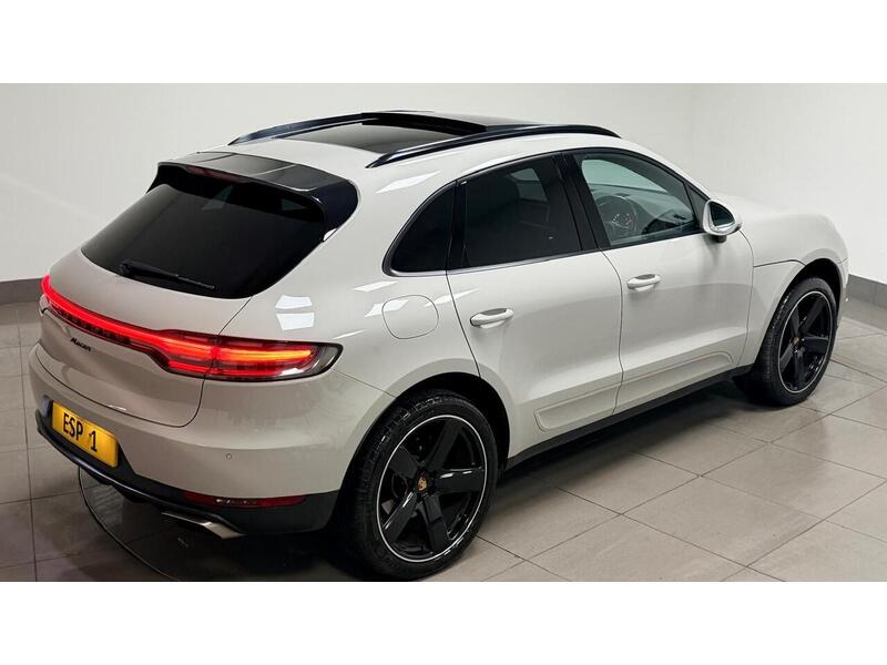 Porsche Macan T - U400059314