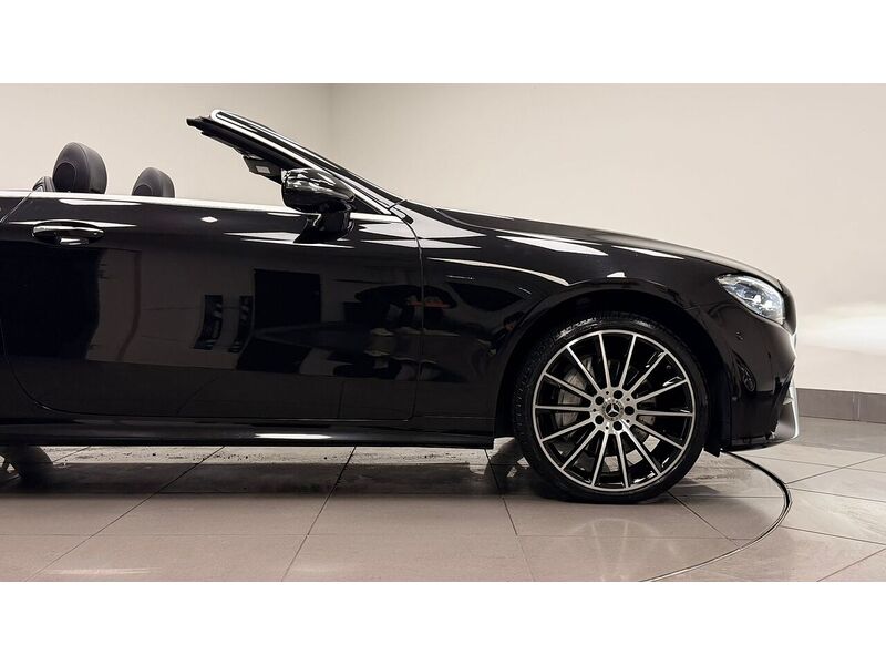 Mercedes-Benz E Class E300dh MHEV AMG Line Night Edition - U400059319