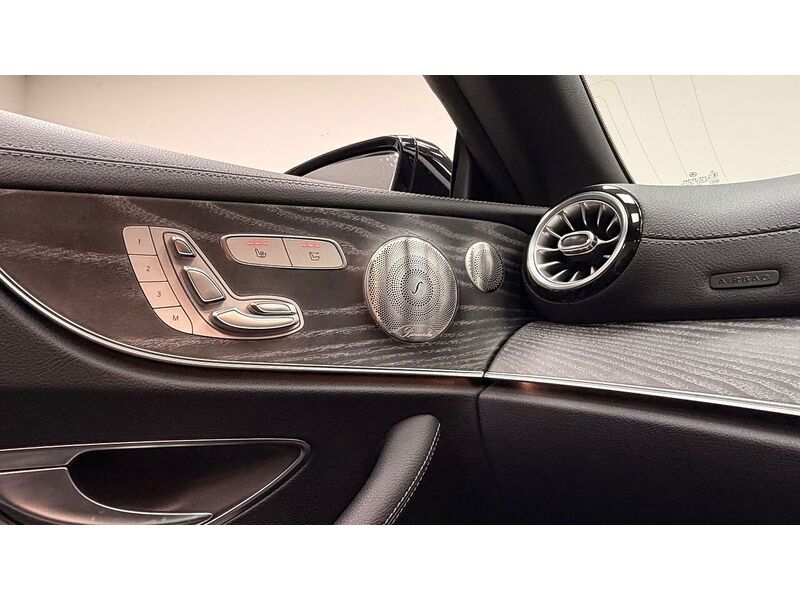 Mercedes-Benz E Class E300dh MHEV AMG Line Night Edition - U400059319