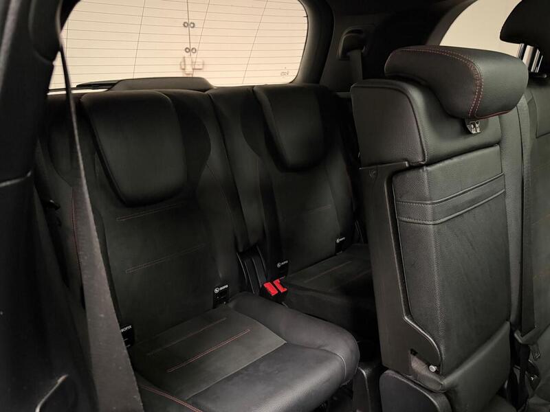 Mercedes-Benz GLB GLB200 AMG Line - U400059325