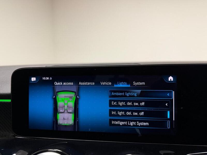 Mercedes-Benz GLB GLB200 AMG Line - U400059325