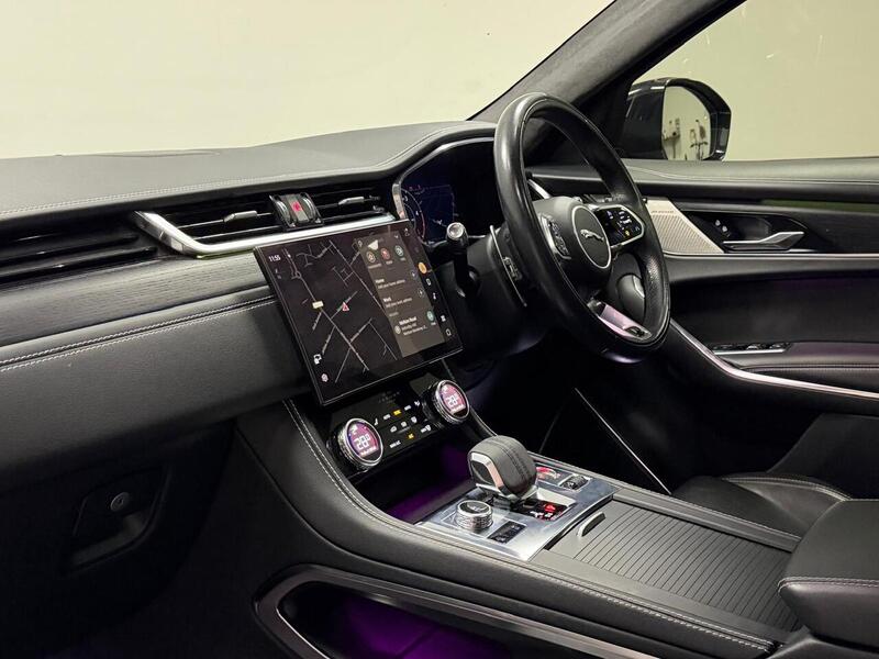 Jaguar F-PACE D200 MHEV R-Dynamic HSE - U400059326