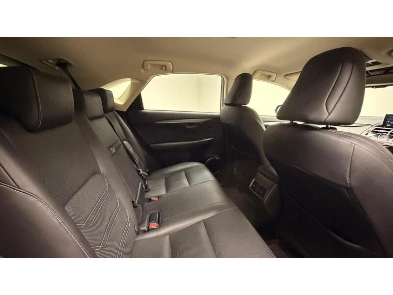 Lexus NX 300h Luxury - U400059328