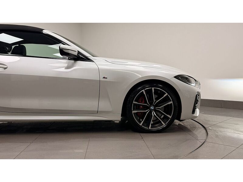 BMW 4 Series 420i M Sport - U400059329