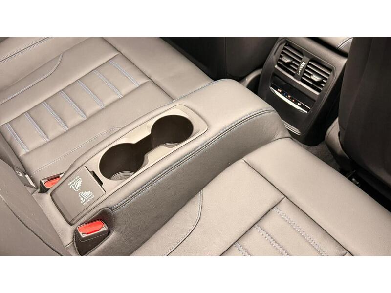 BMW 4 Series 420i M Sport - U400059329