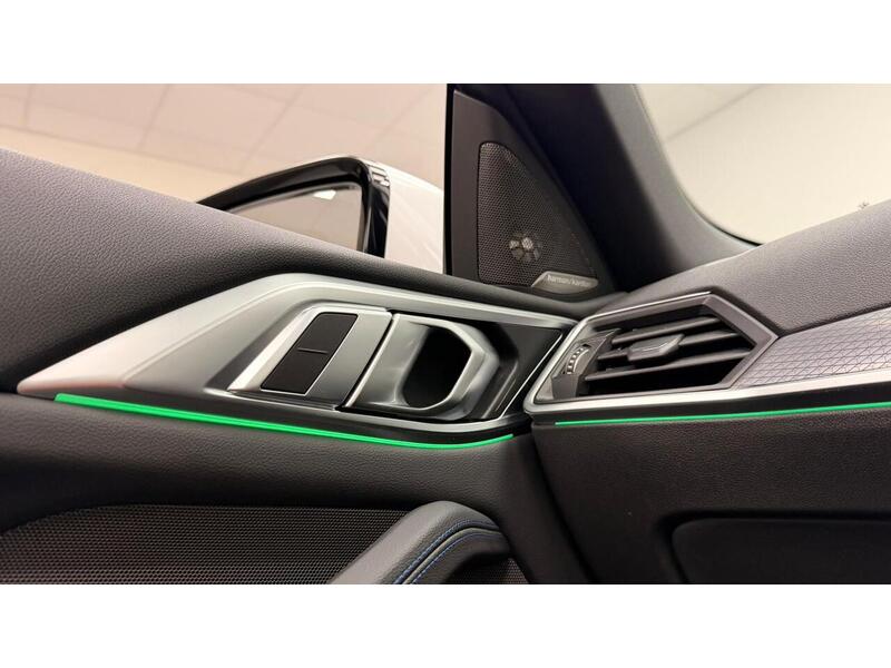 BMW 4 Series 420i M Sport - U400059329