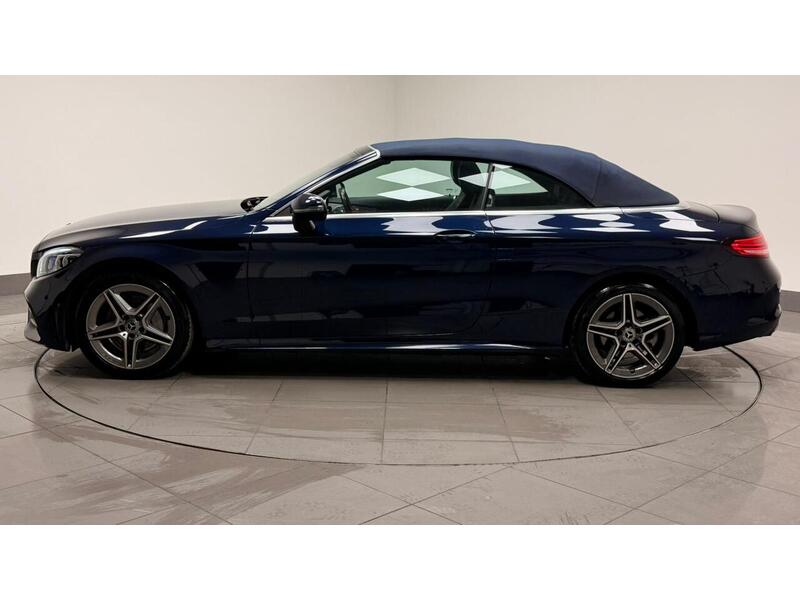 Mercedes-Benz C Class C300d AMG Line - U400059331