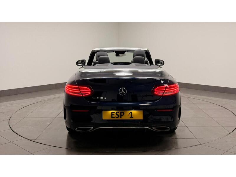 Mercedes-Benz C Class C300d AMG Line - U400059331