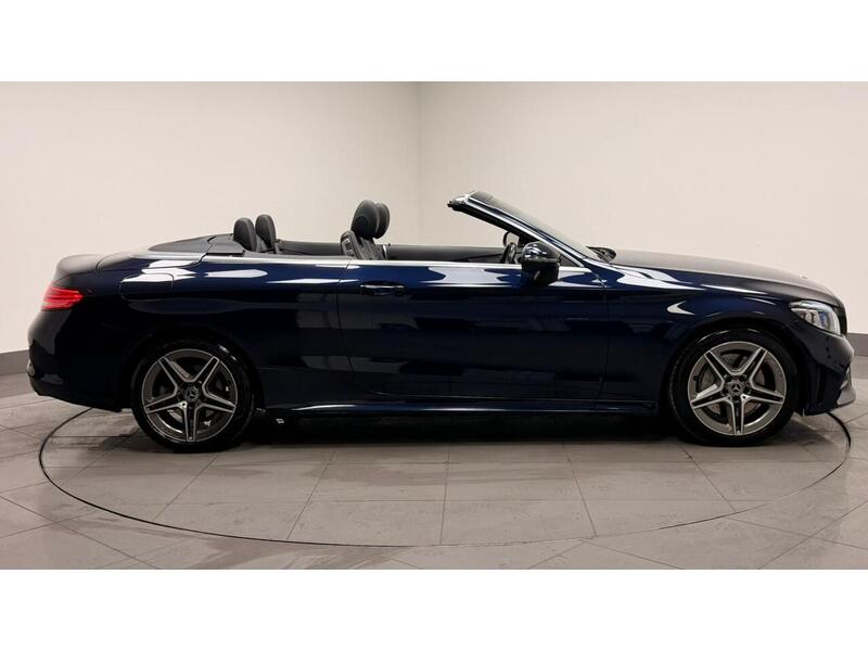 Mercedes-Benz C Class C300d AMG Line - U400059331