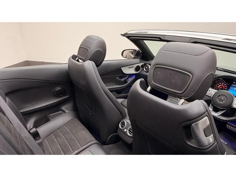 Mercedes-Benz C Class C300d AMG Line - U400059331