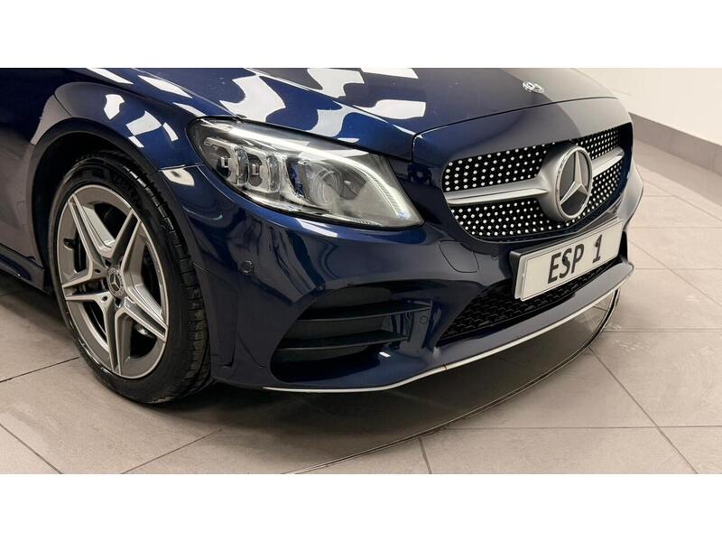 Mercedes-Benz C Class C300d AMG Line - U400059331