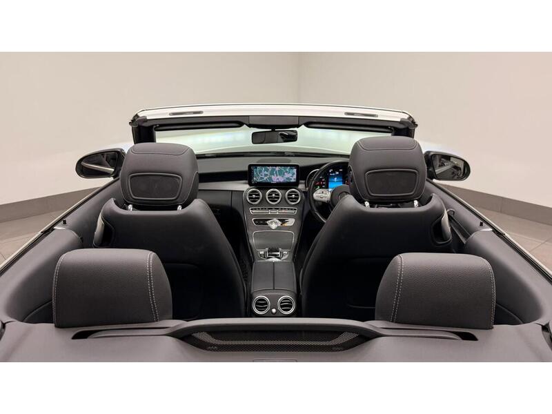 Mercedes-Benz C Class C300d AMG Line - U400059331