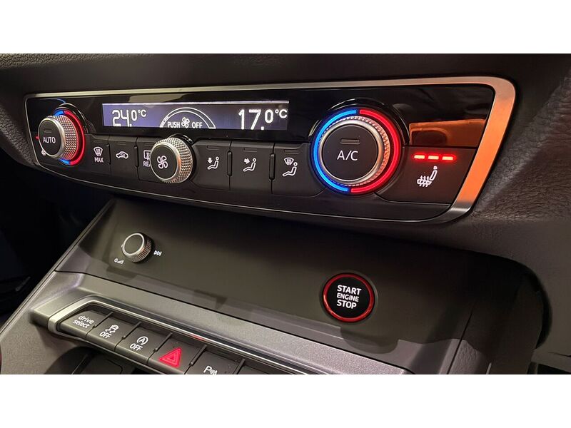 Audi RS Q3 TFSI Audi Sport Edition - U400059333