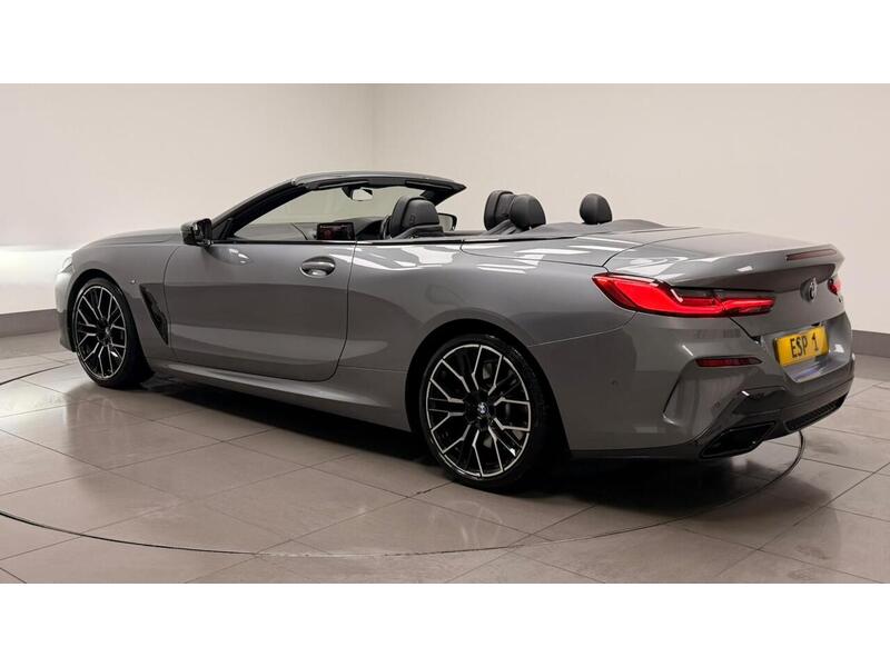 BMW 8 Series 840i M Sport - U400059338