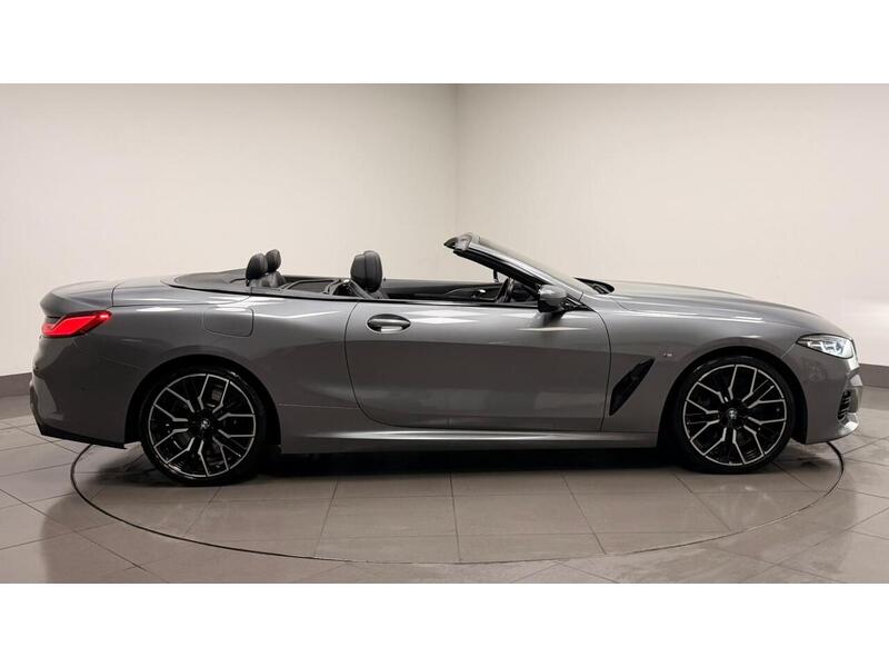 BMW 8 Series 840i M Sport - U400059338