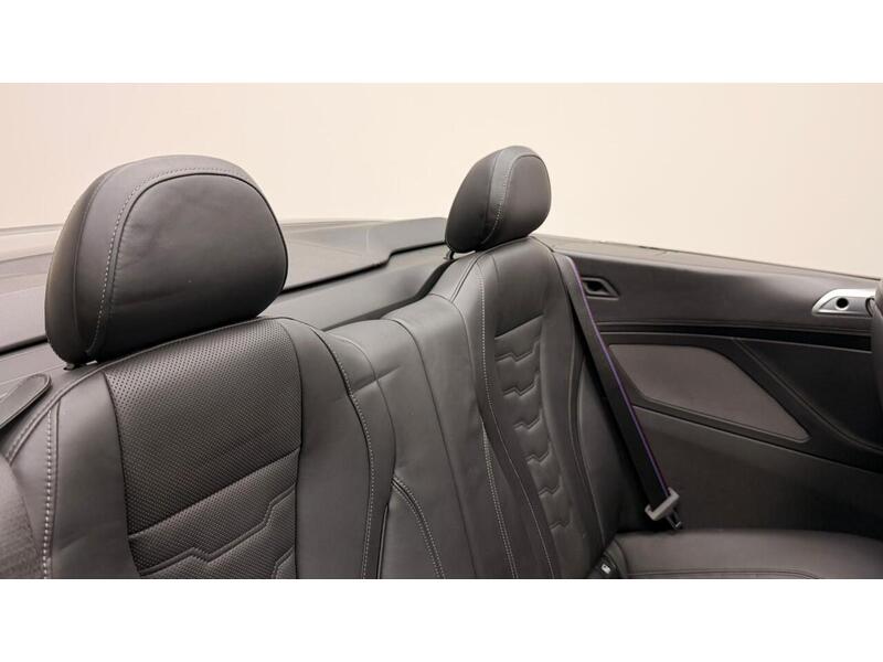 BMW 8 Series 840i M Sport - U400059338