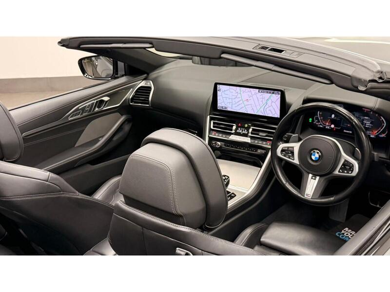 BMW 8 Series 840i M Sport - U400059338