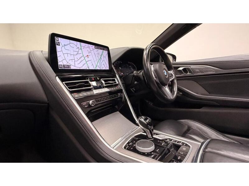 BMW 8 Series 840i M Sport - U400059338