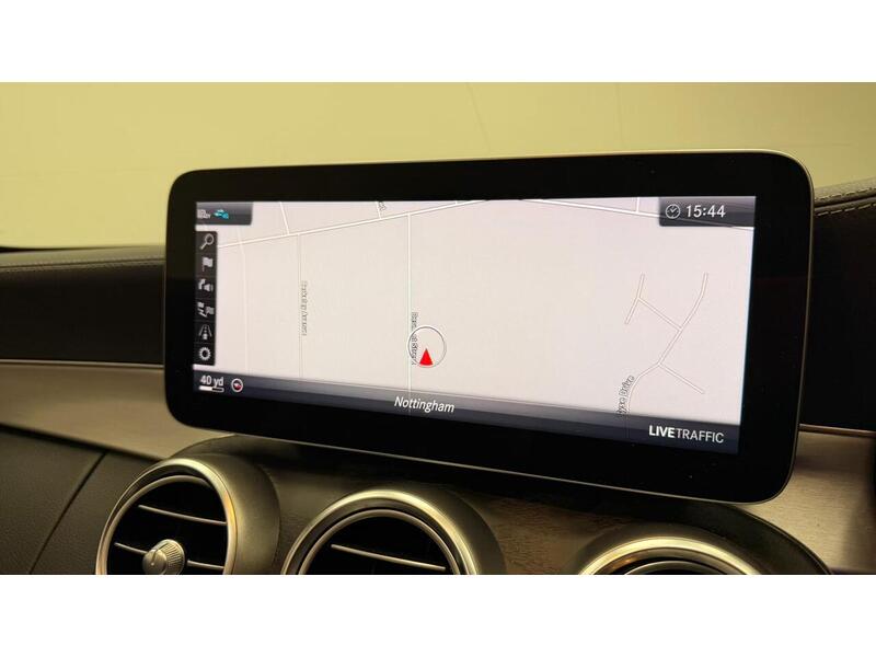 Mercedes-Benz C Class C300 AMG Line - U400059341