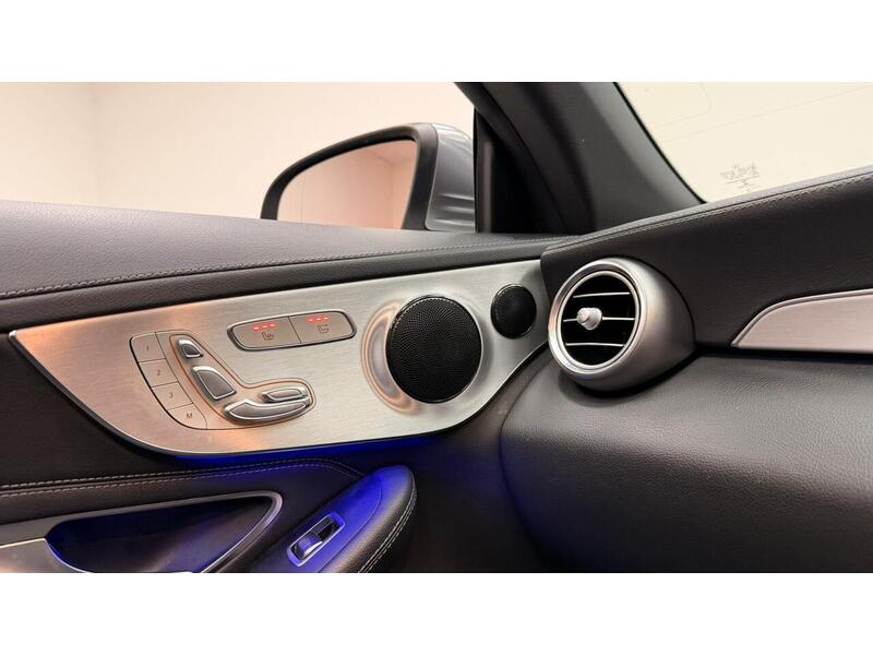 Mercedes-Benz C Class C300 AMG Line - U400059341