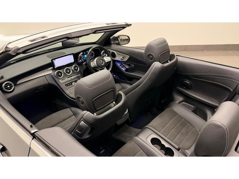 Mercedes-Benz C Class C300 AMG Line - U400059341