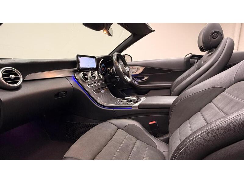 Mercedes-Benz C Class C300 AMG Line - U400059341