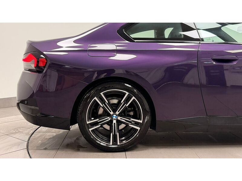 BMW 2 Series 220i M Sport - U400059351