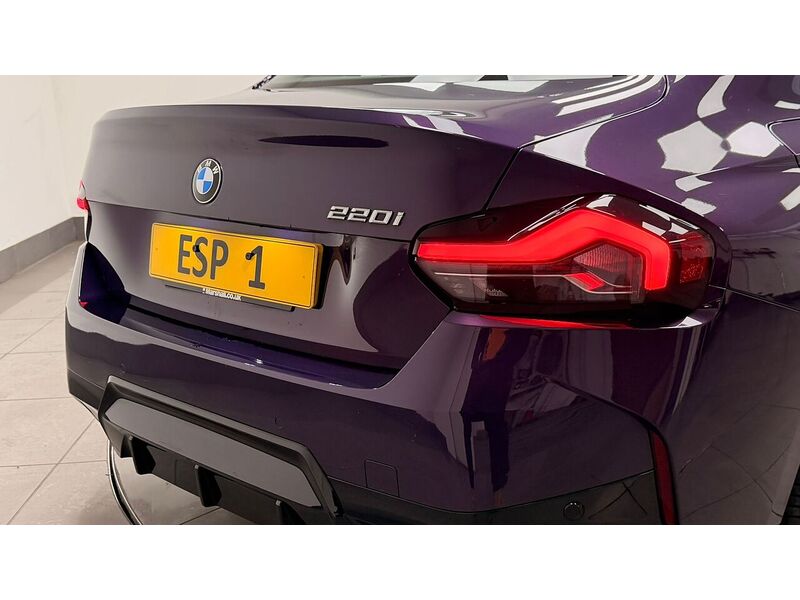 BMW 2 Series 220i M Sport - U400059351