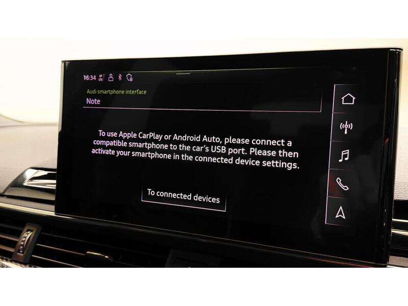 Audi RS4 Avant TFSI V6 Carbon Black - U400059357