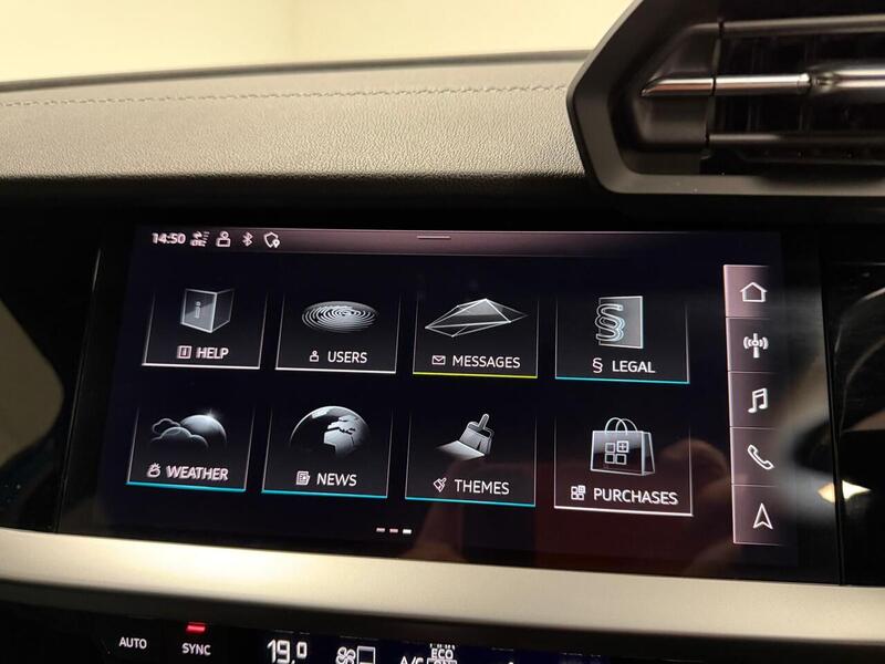 Audi S3 TFSI - U400059358