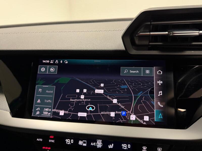 Audi S3 TFSI - U400059358