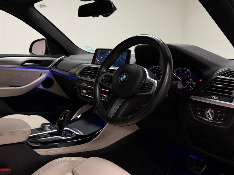 BMW X4 M40d - U400059374