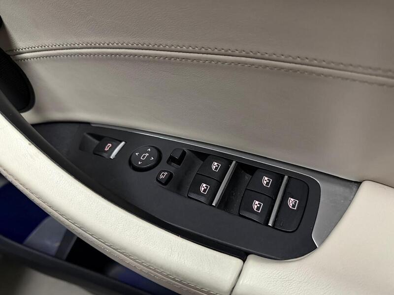 BMW X4 M40d - U400059374