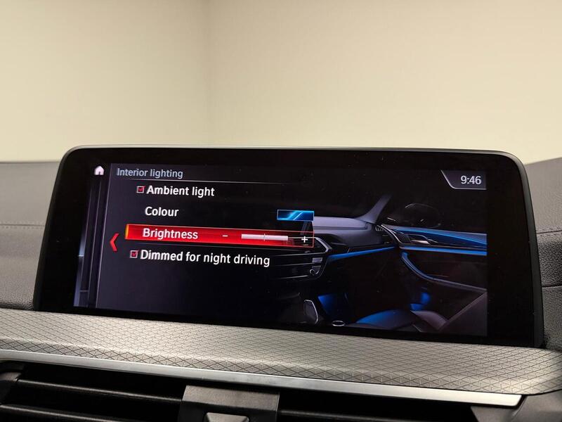 BMW X4 M40d - U400059374