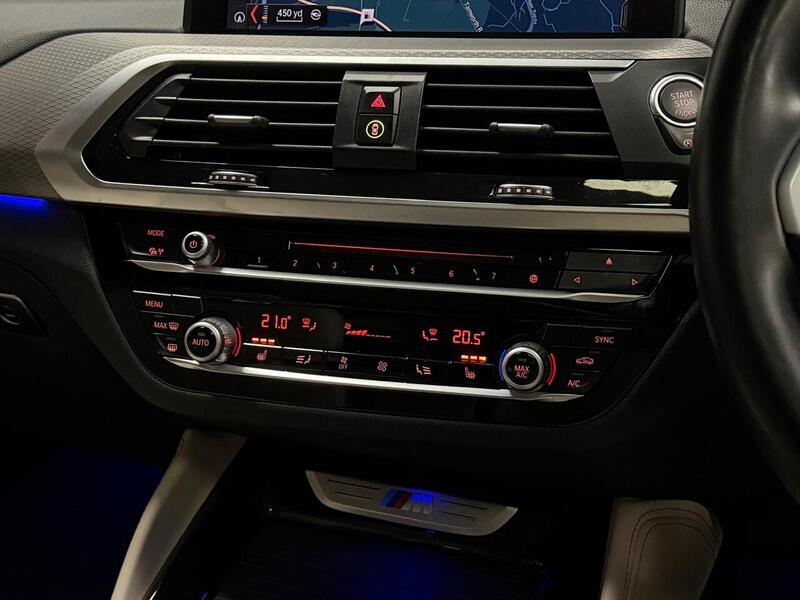 BMW X4 M40d - U400059374