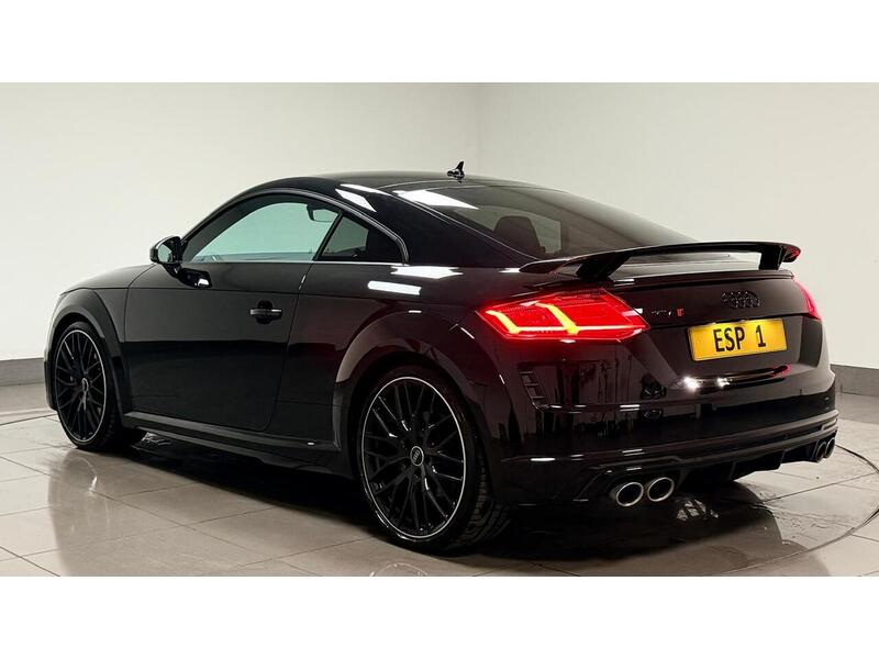 Audi TTS TFSI Black Edition - U400059380