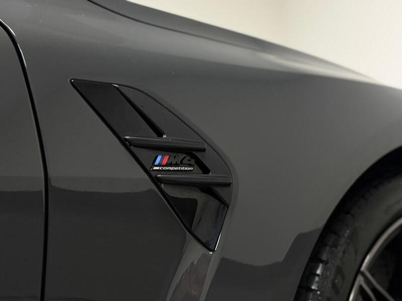 BMW M4 BiTurbo Competition - U400059381